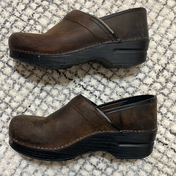 Dansko clogs size 38 - Picture 5 of 6